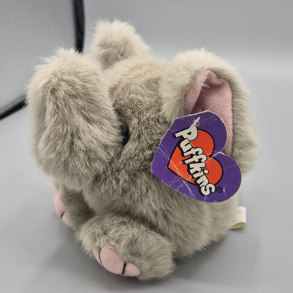 Vintage 1994 Puffkins MJC Grey Elephant Plush Bean Bag Toy Heart Tag PA6122(RC)